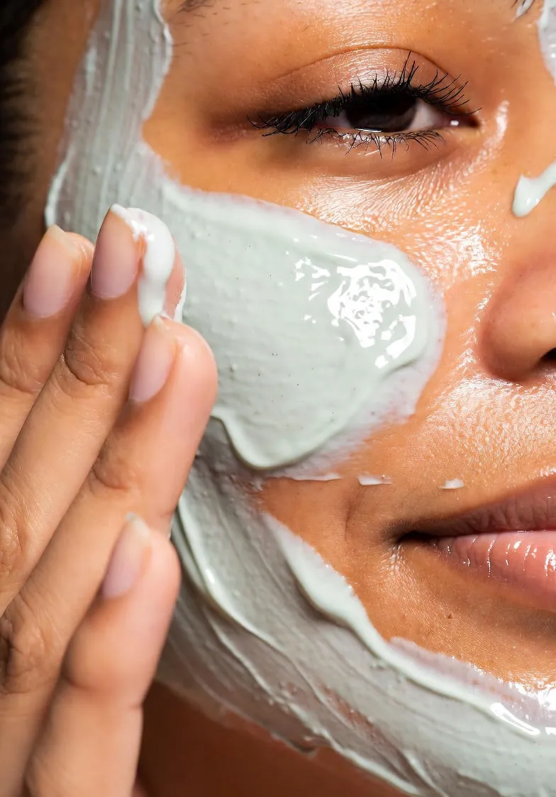 Clarifying Face Masks: Your Ultimate Guide to Banishing Congested Pores